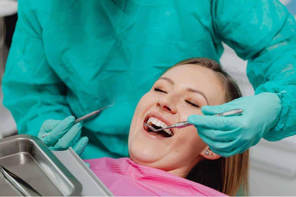 Can Dental Implants Restore Natural Chewing Function and Comfort? 1 dental implants